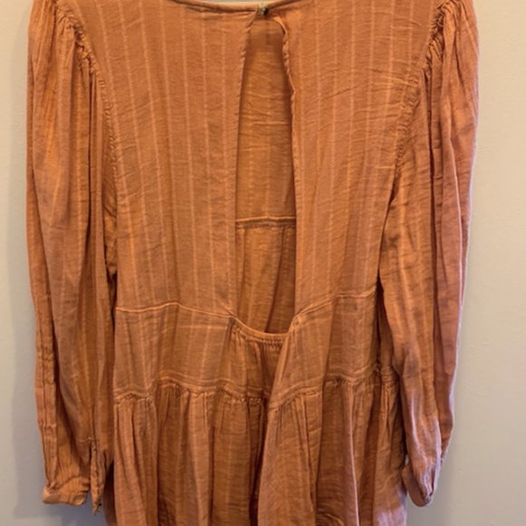 American Eagle Outfitters Top - Picture 2 of 3